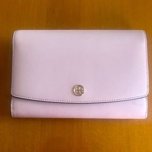 Baby Pink AUTHENTIC Tory Burch wallet.